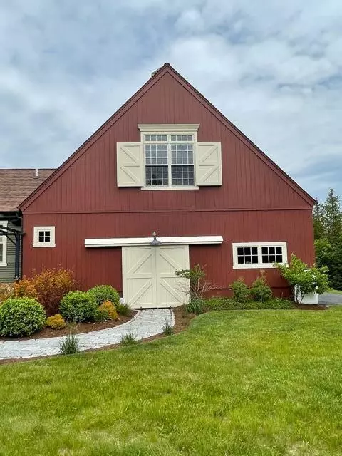 Bangor, ME 04401,40 Skyline RD