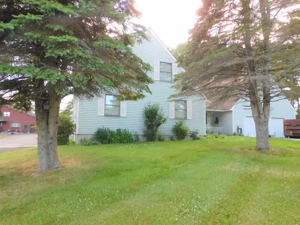 Hampden, ME 04444,75 Coldbrook RD
