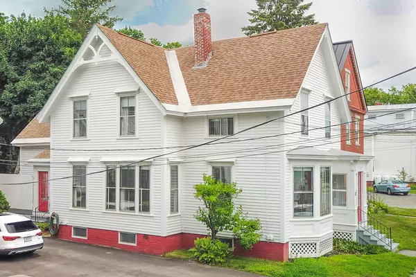 17 Winter ST, Waterville, ME 04901