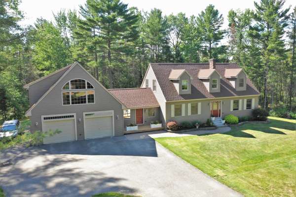 1182 Hudson RD, Glenburn, ME 04401