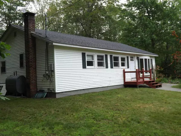 Searsmont, ME 04973,667 New England RD