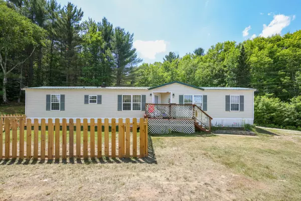 18 Morse Hill RD, West Paris, ME 04289