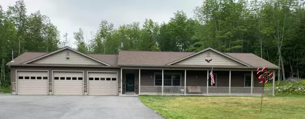 Sidney, ME 04330,68 Garrett WAY