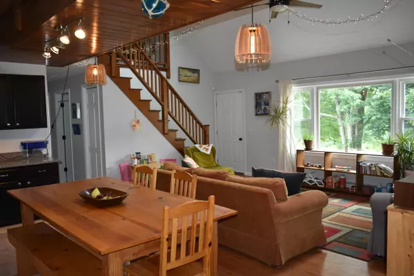 West Gardiner, ME 04345,45 Melissa DR