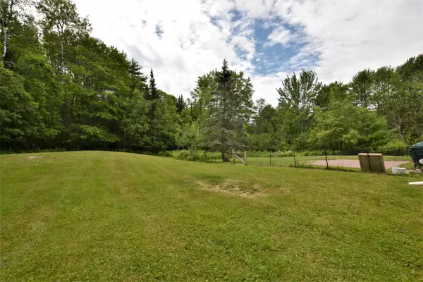 Holden, ME 04429,841 Eastern AVE