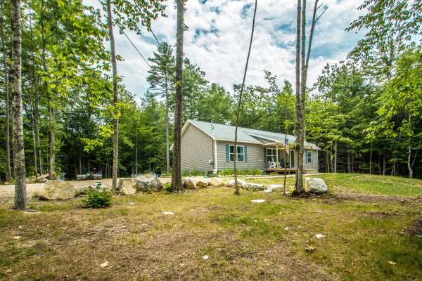 401 Menotomy RD, Fryeburg, ME 04037