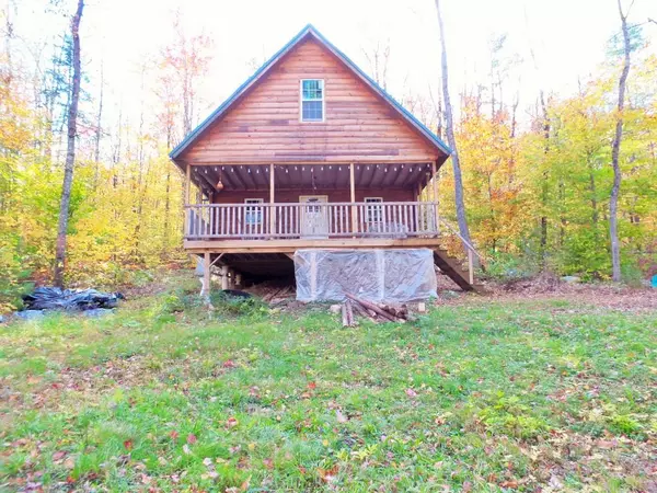 29 West Shore RD, Skowhegan, ME 04976