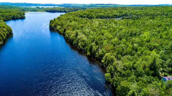 Orland, ME 04472,439 Mast Hill RD