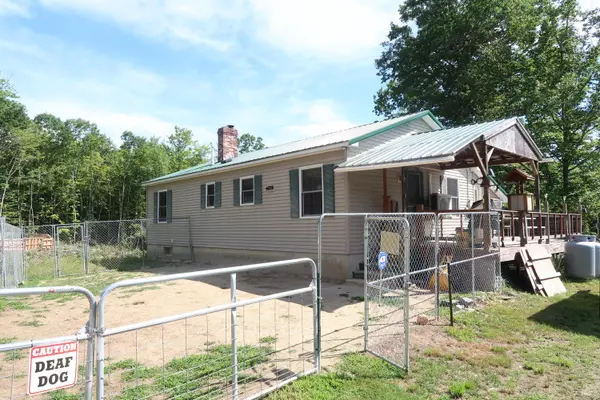 174 Spring Hill RD, Mount Vernon, ME 04352