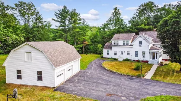 939, 941 River RD, Gardiner, ME 04345