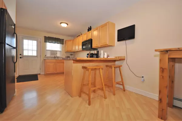 Milford, ME 04461,8 River Village DR #8