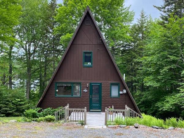 7 Bobcat Knob, Greenville, ME 04441