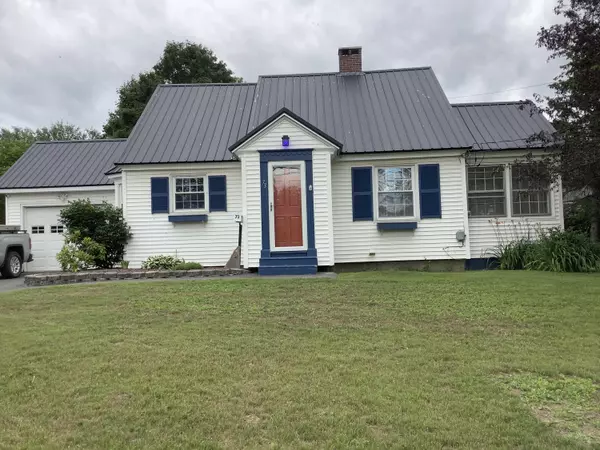 73 Hillside ST, Presque Isle, ME 04769