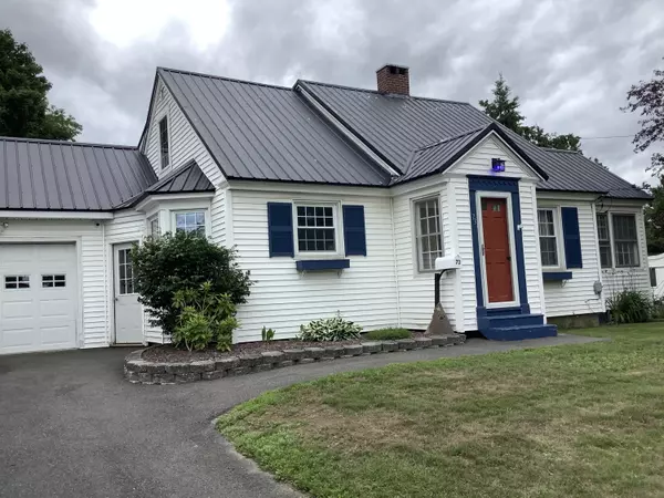 Presque Isle, ME 04769,73 Hillside ST