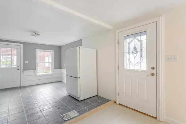 Portland, ME 04102,151 Colonial RD