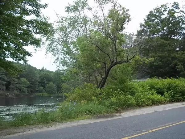 Monmouth, ME 04265,143 N Main ST