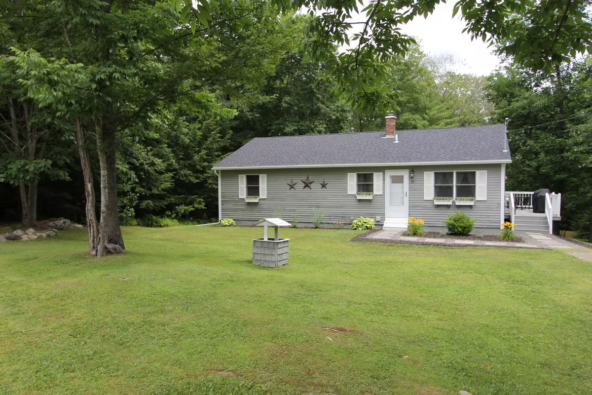 West Gardiner, ME 04345,25 Springvale RD