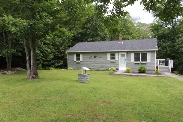 25 Springvale RD, West Gardiner, ME 04345