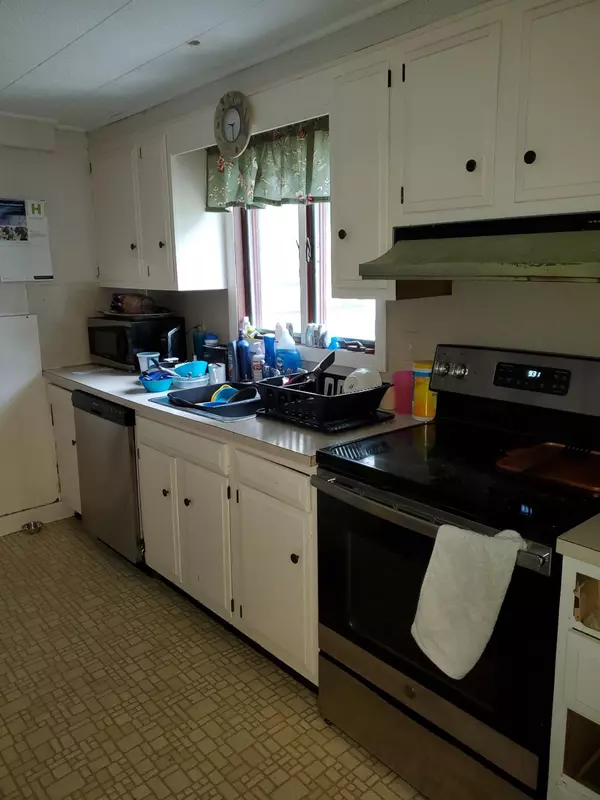 Rumford, ME 04276,475 Linnell ST