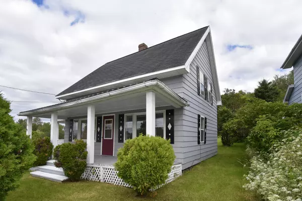 Madawaska, ME 04756,136 3rd AVE