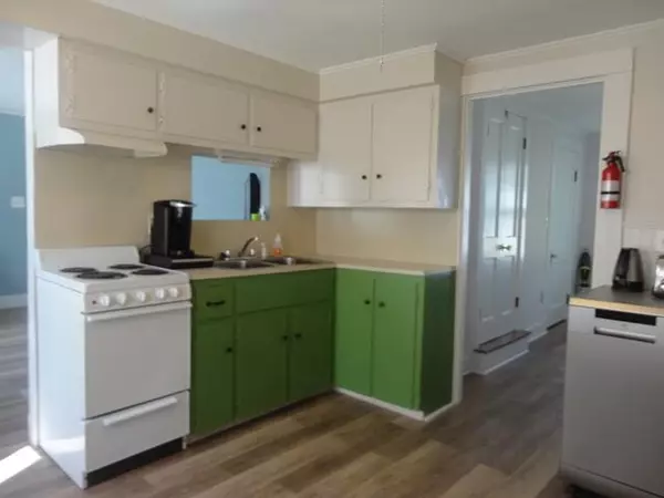 Waterville, ME 04901,48-50 High ST