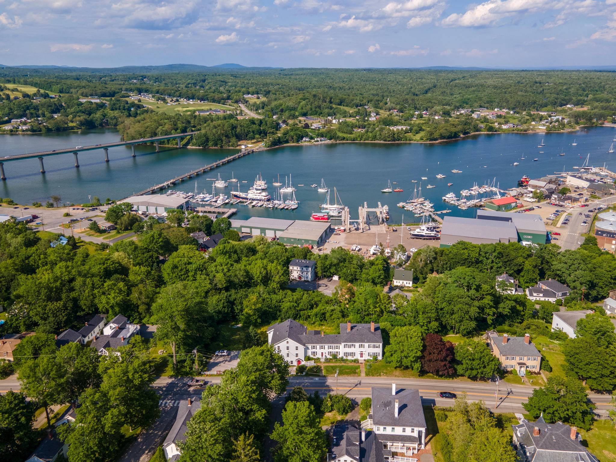213 High ST, Belfast, ME 04915