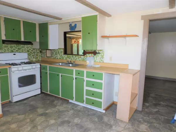 Milford, ME 04461,23 Demont DR