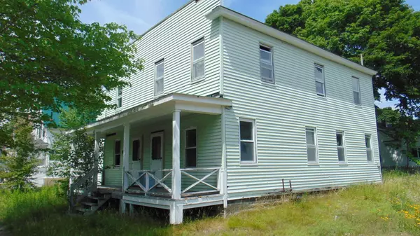 Millinocket, ME 04462,1 Somerset ST