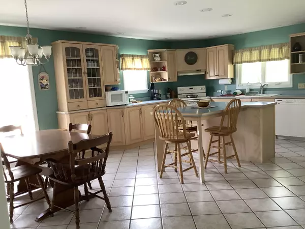 Fort Kent, ME 04743,105 Market ST