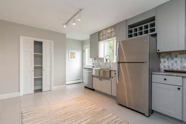 Portland, ME 04101,167 York ST #1