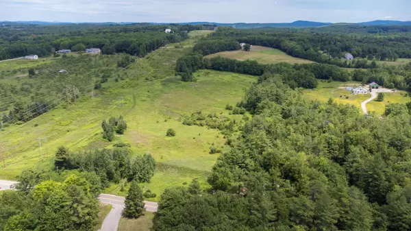 52 Cotton RD, Lewiston, ME 04240