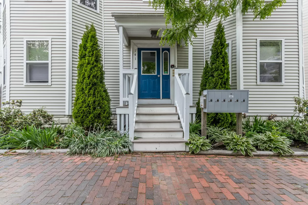 Portland, ME 04101,141 Sherman ST #6