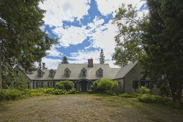 Mount Desert, ME 04660,8 Wheelwright WAY