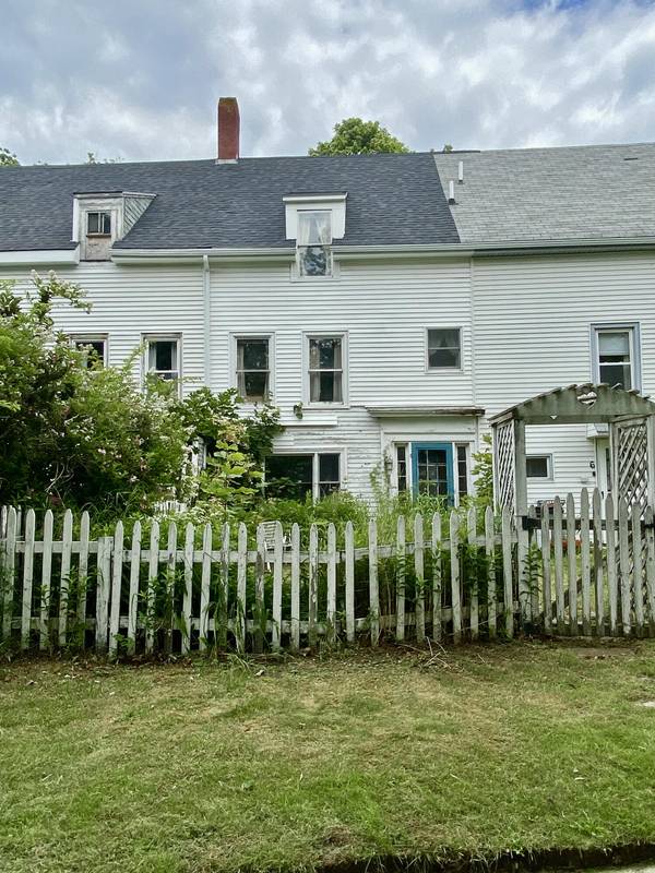 3 School ST #103, Vinalhaven, ME 04863