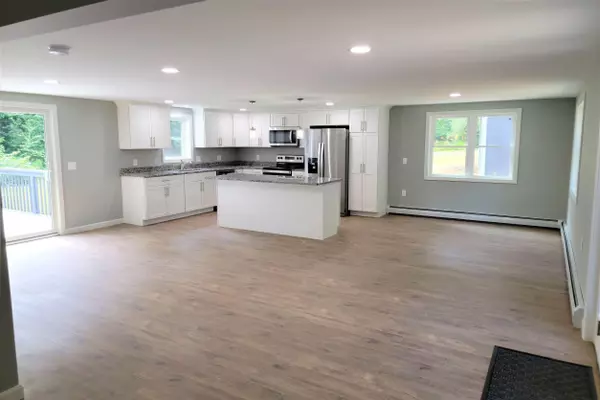 Gardiner, ME 04345,36 Rideout LN