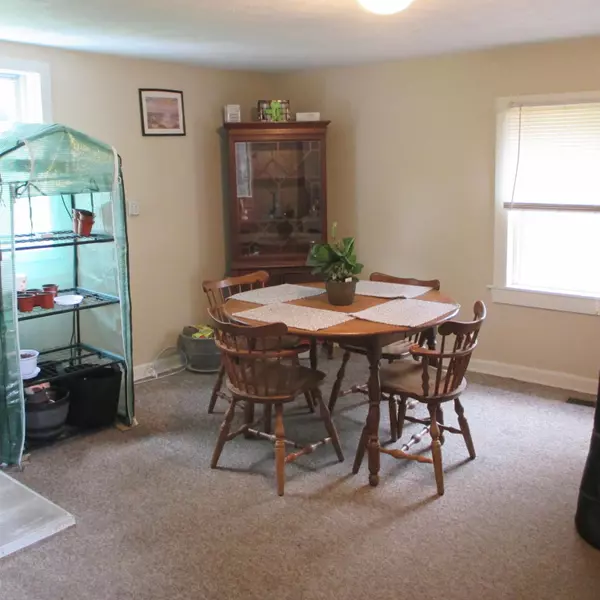 Fort Kent, ME 04743,37 Hall St ST