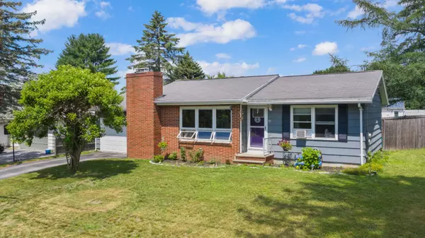 23 Robyn AVE, Westbrook, ME 04092