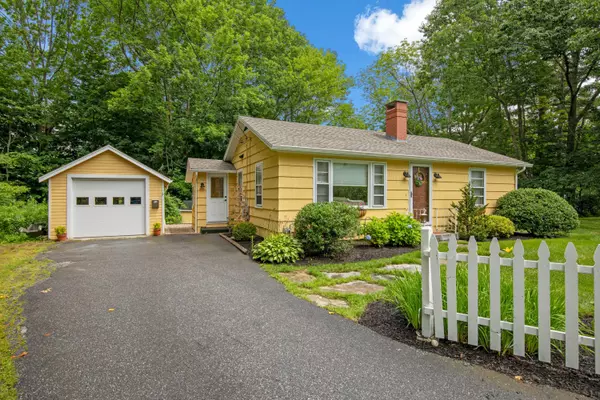 Freeport, ME 04032,13 Chapel ST