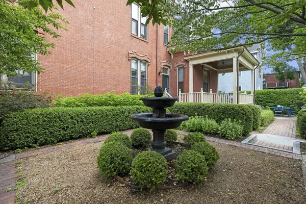 Portland, ME 04102,148 Pine ST