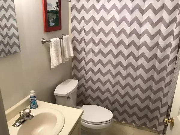 Bangor, ME 04401,82 Sunny Hollow PL