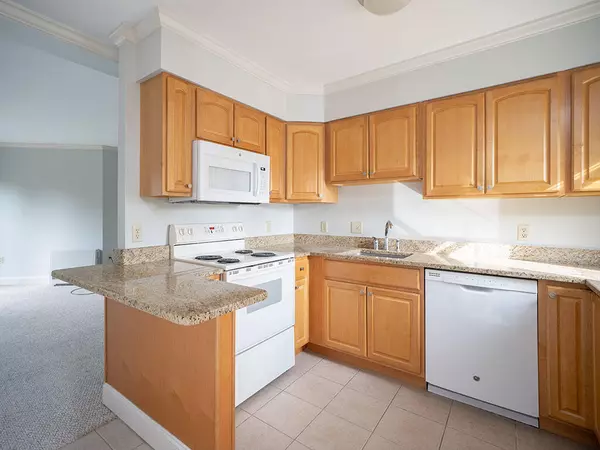 Portland, ME 04103,20 Back Cove Estates RD #20