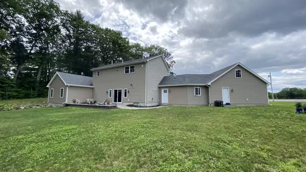Kennebunk, ME 04043,241 Alewive RD