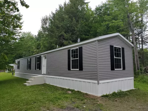 Waterville, ME 04901,15 Punky LN