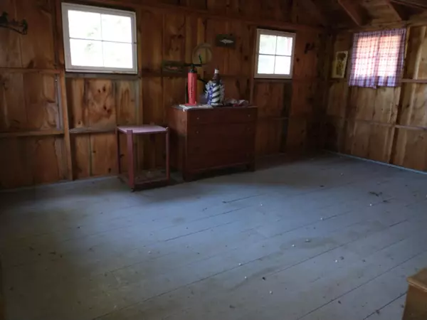 Litchfield, ME 04350,302 Lunts Hill RD