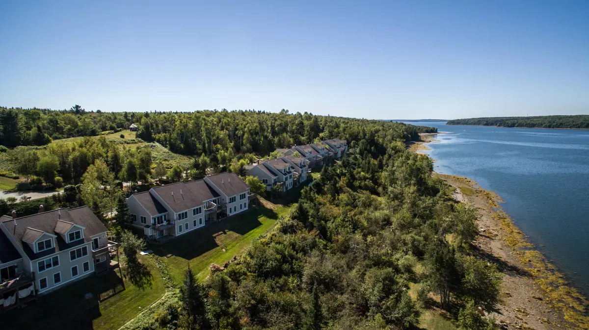 Stockton Springs, ME 04981,17 Harbor View DR #17