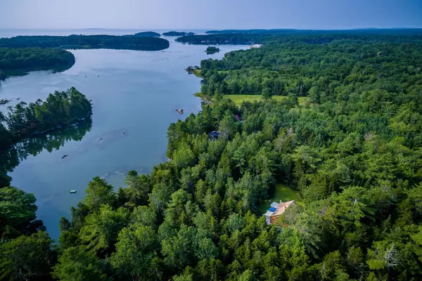 Saint George, ME 04860,204 Long Cove RD