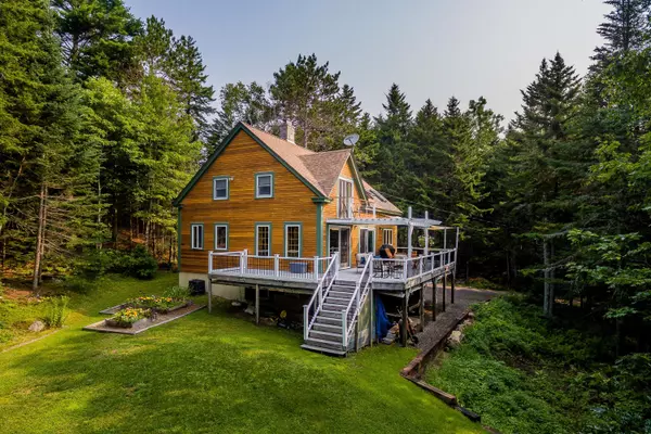 Saint George, ME 04860,204 Long Cove RD