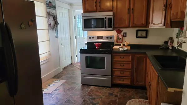 Presque Isle, ME 04769,6 Dudley ST