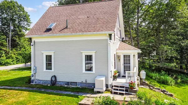 Saint George, ME 04860,52 Watts AVE