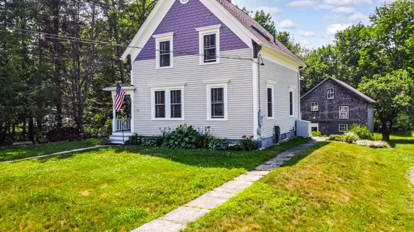 52 Watts AVE, Saint George, ME 04860